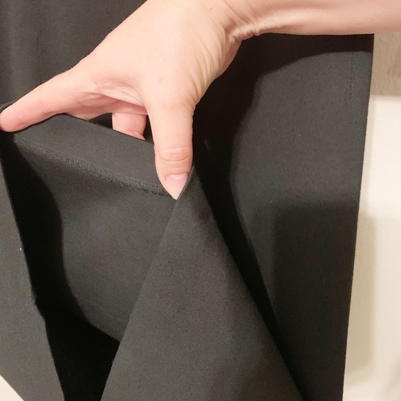 New York and Company (size XL) Sleeveless, Pleated, Ruffled Collar, Pencil Dress - Picture 13 of 13